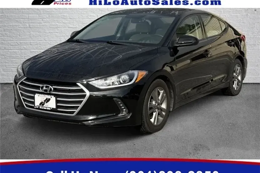 2017 Hyundai Elantra Value Edition photo 1