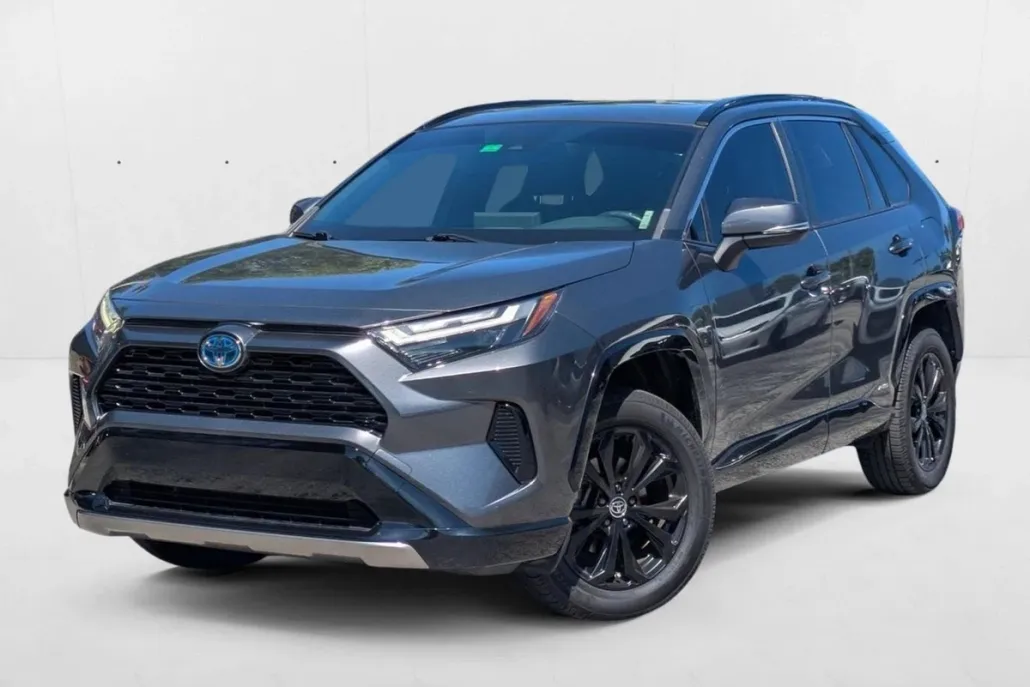2022 Toyota RAV4 Hybrid SE photo 1