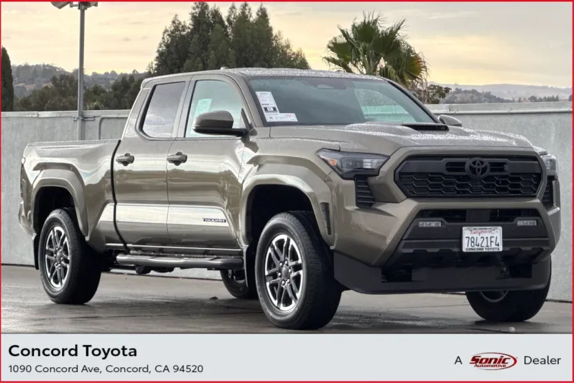 2025 Toyota Tacoma TRD Sport photo 1