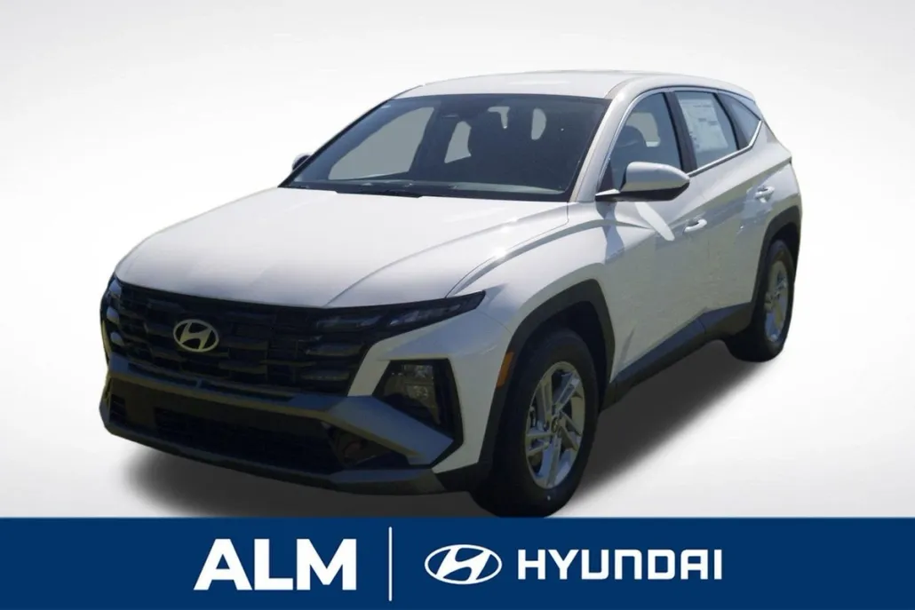 2025 Hyundai Tucson SE photo 1