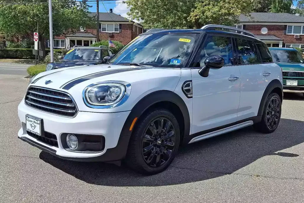 2019 Mini Countryman Signature photo 1