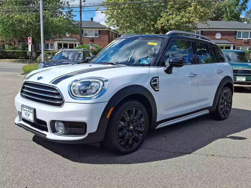 2019 Mini Countryman Signature photo 1