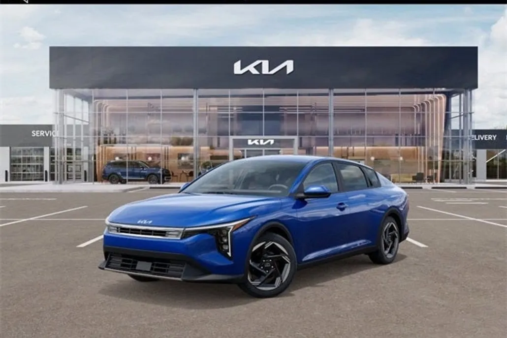 2025 Kia K4 EX photo 1