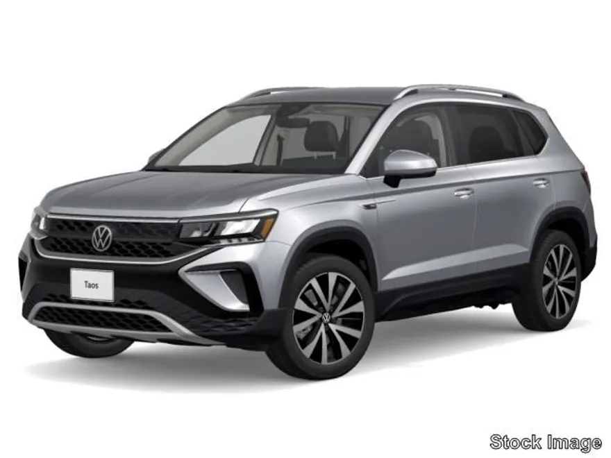 2023 Volkswagen Taos SE photo 1