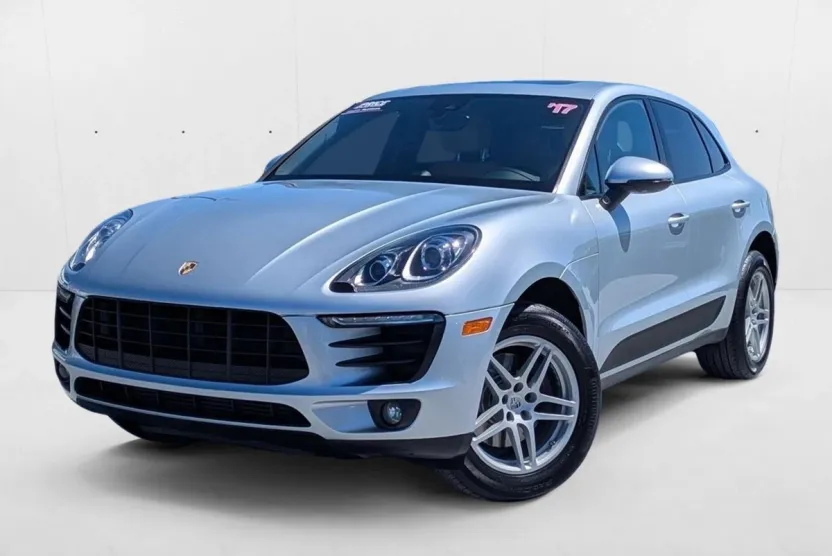 2017 Porsche Macan photo 1