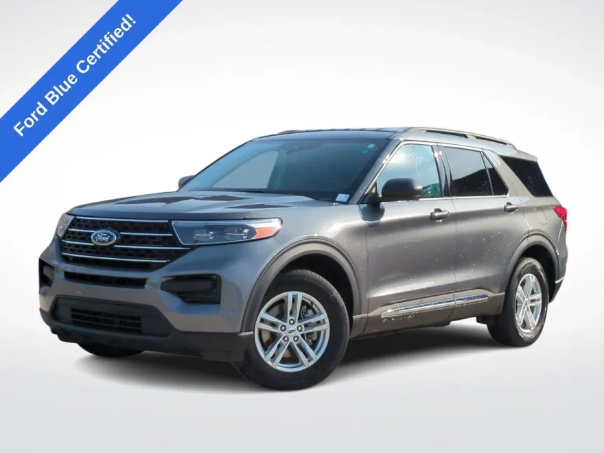 2023 Ford Explorer XLT photo 1