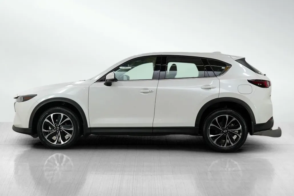 2022 Mazda CX-5 2.5 Premium Plus photo 1