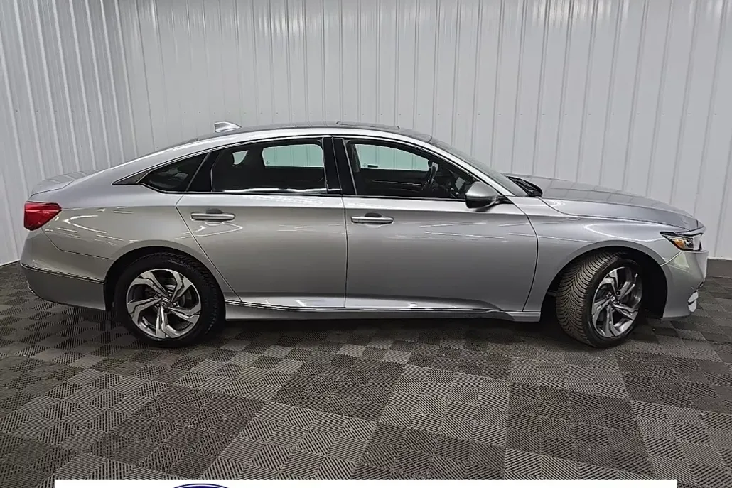 2019 Honda Accord EX-L 2.0T photo 1