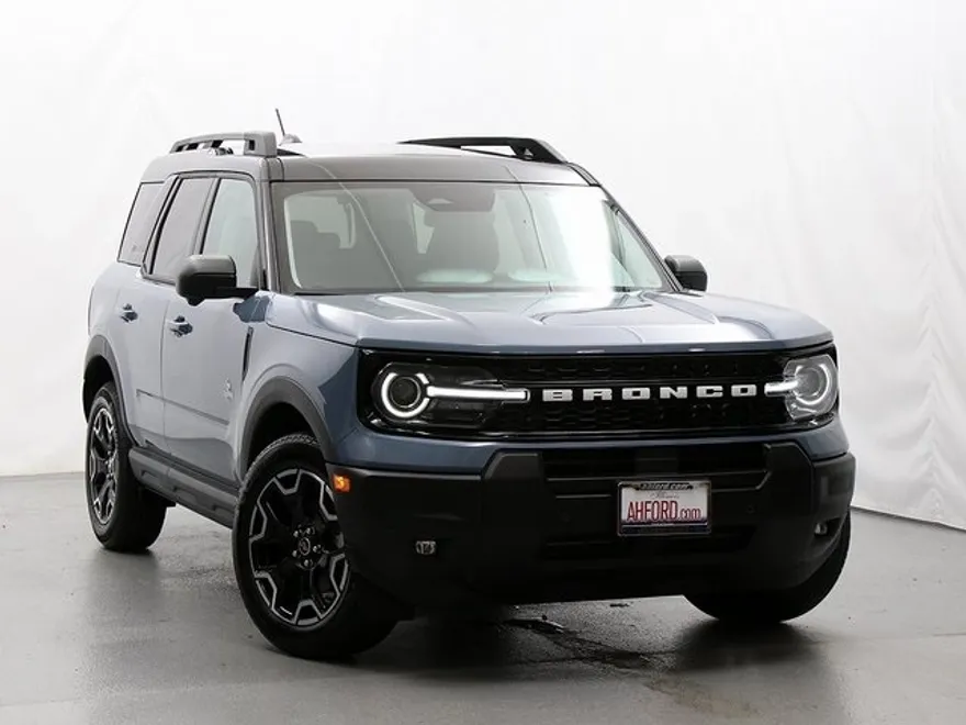2025 Ford Bronco Sport Outer Banks photo 1