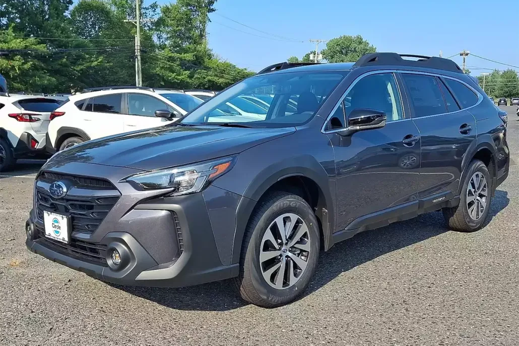 2025 Subaru Outback Premium photo 1