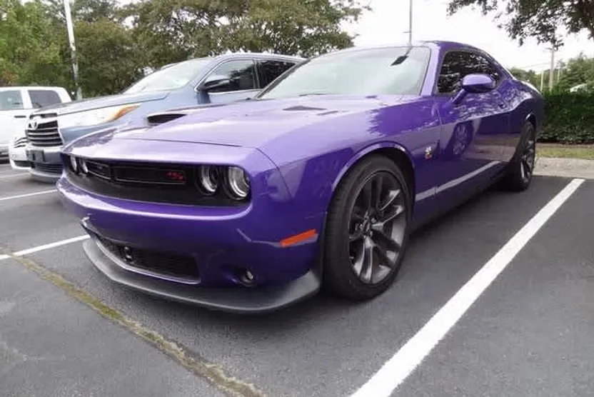 2023 Dodge Challenger R/T Scat Pack photo 1