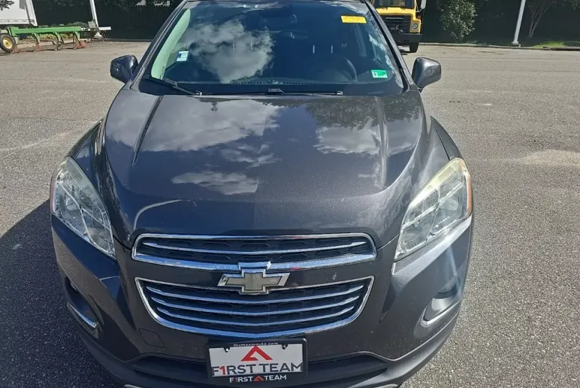2016 Chevrolet Trax LTZ photo 1