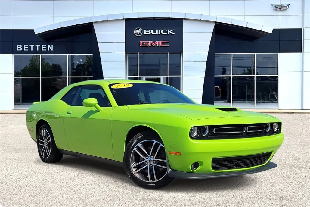 2019 Dodge Challenger GT photo 1