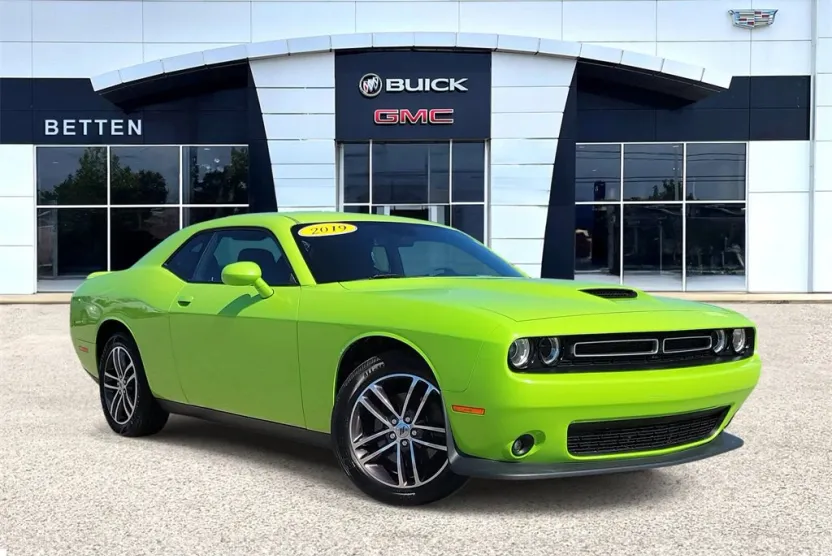 2019 Dodge Challenger GT photo 1