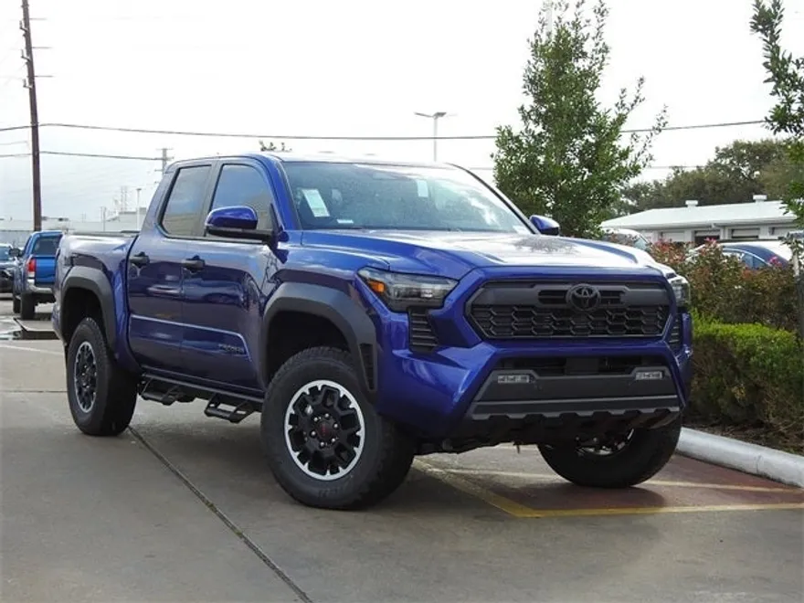 2024 Toyota Tacoma TRD Off-Road photo 1
