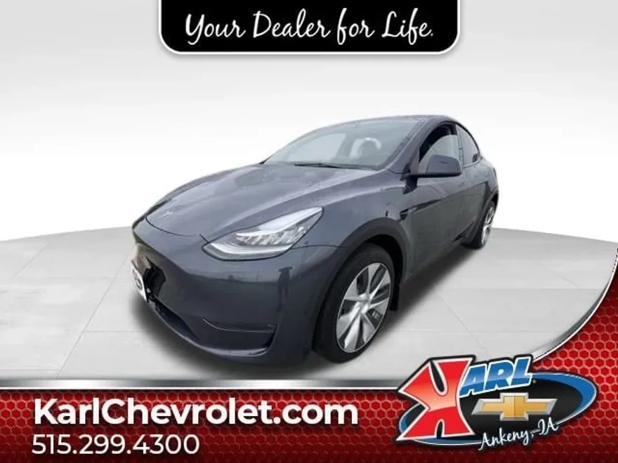 2023 Tesla Model Y Long Range photo 1