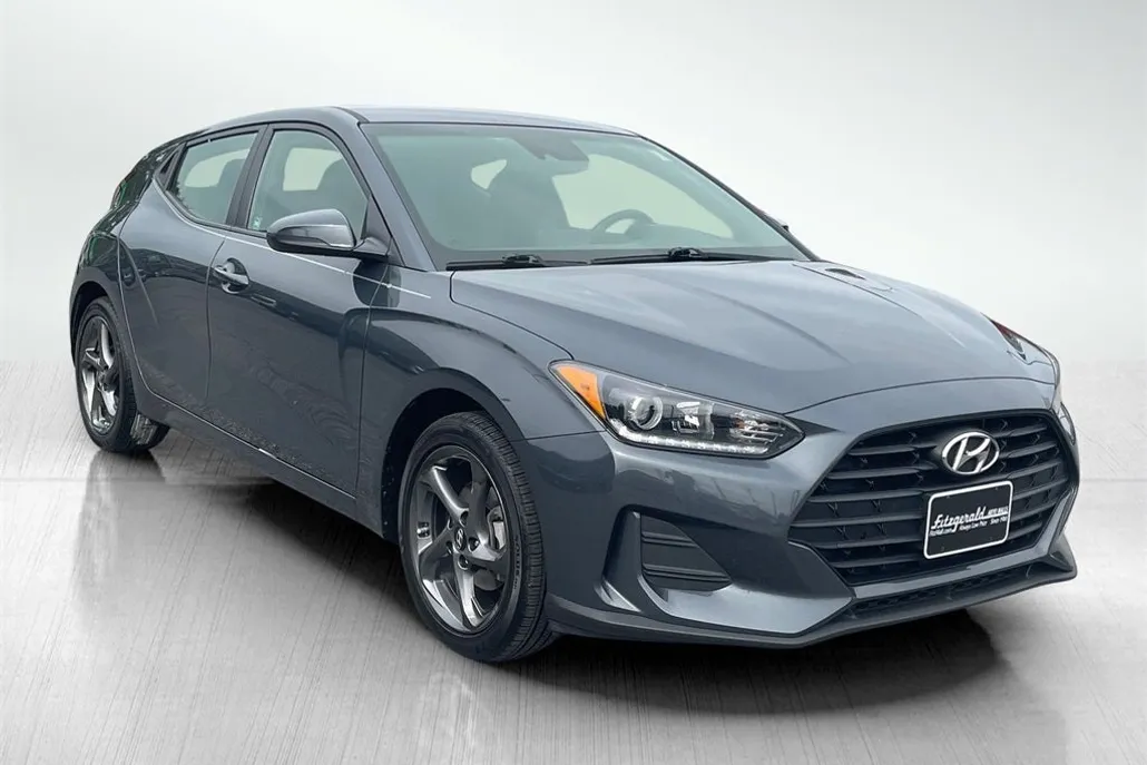 2020 Hyundai Veloster 2.0L Premium photo 1