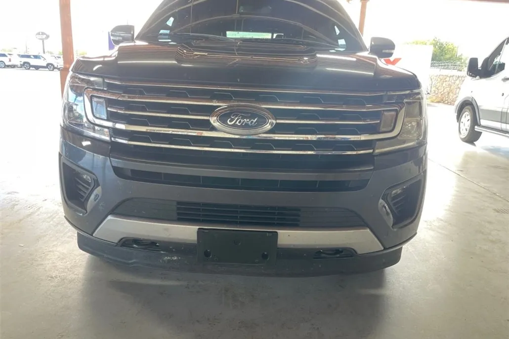 2023 Ford F-150 XL photo 1