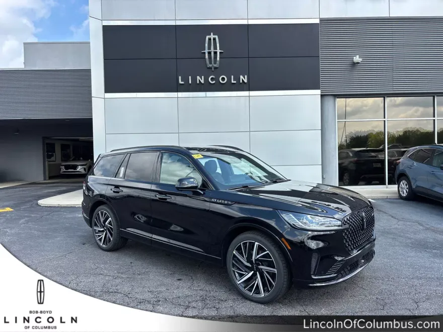 2025 Lincoln Aviator Black Label photo 1
