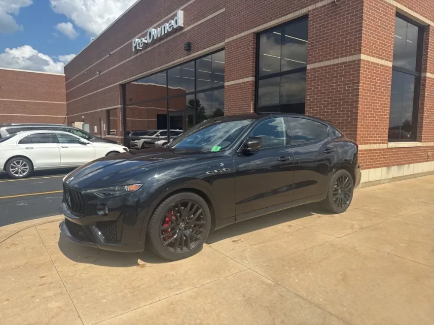 2022 Maserati Levante Modena photo 1