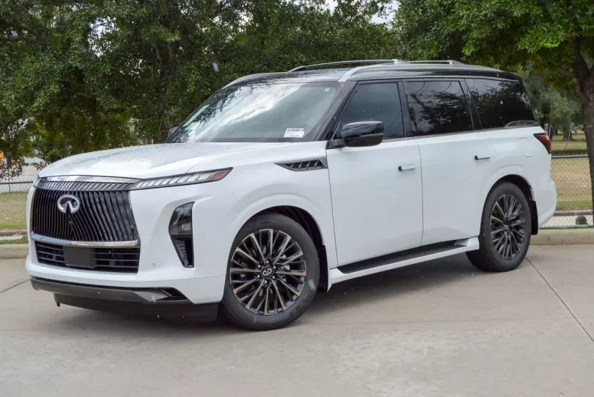 2026 Infiniti QX80 photo 1