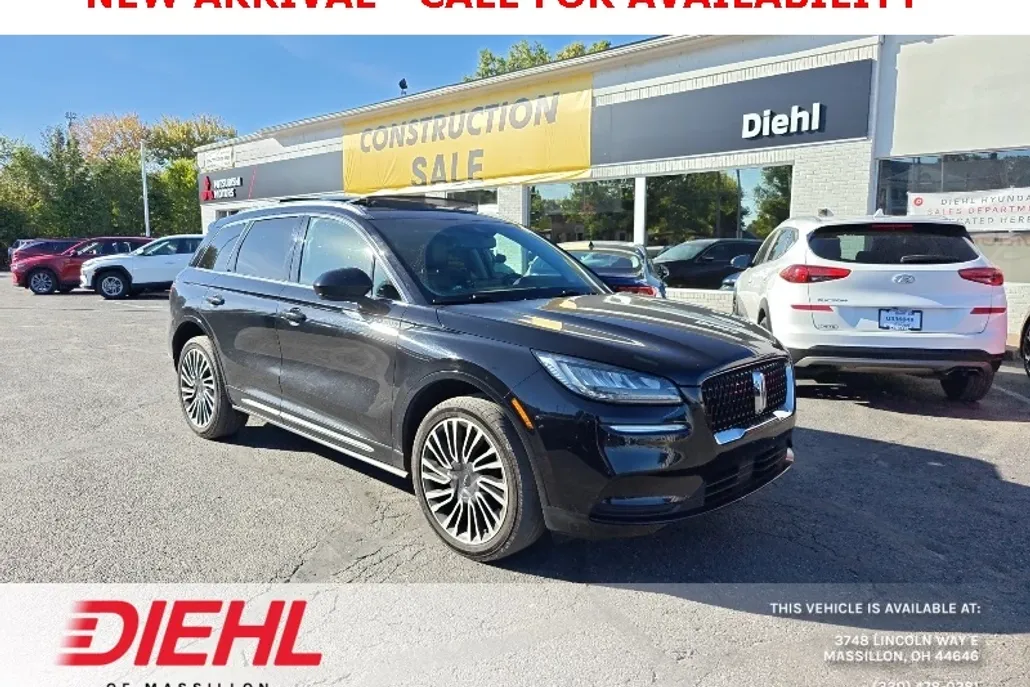 2021 Lincoln Corsair Standard photo 1