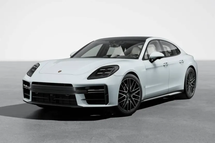 2026 Porsche Panamera 4 photo 1