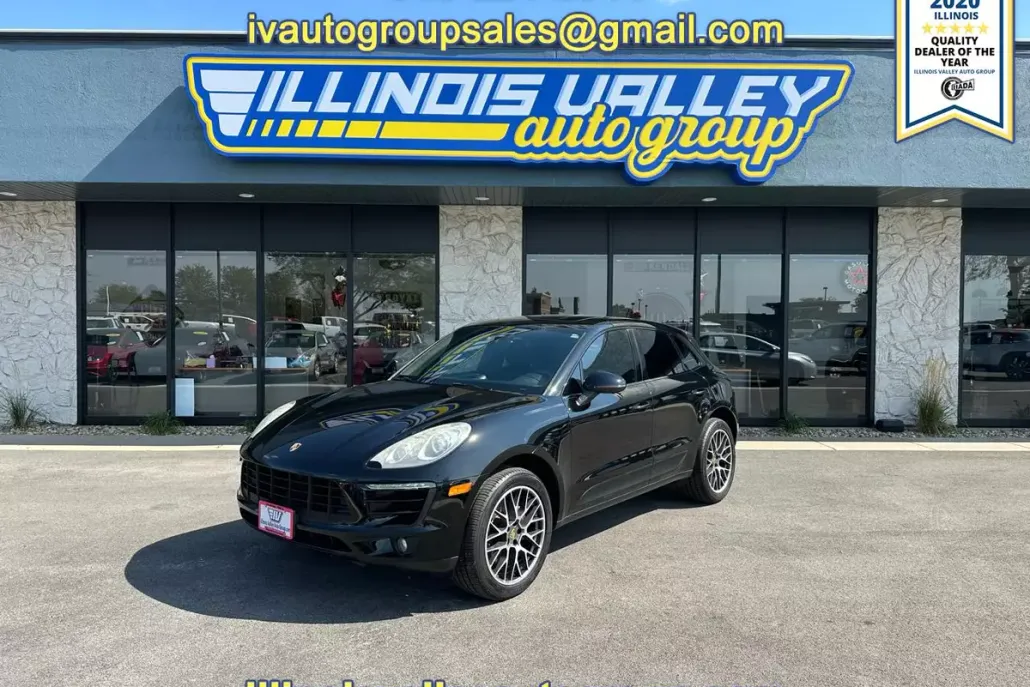 2017 Porsche Macan photo 1