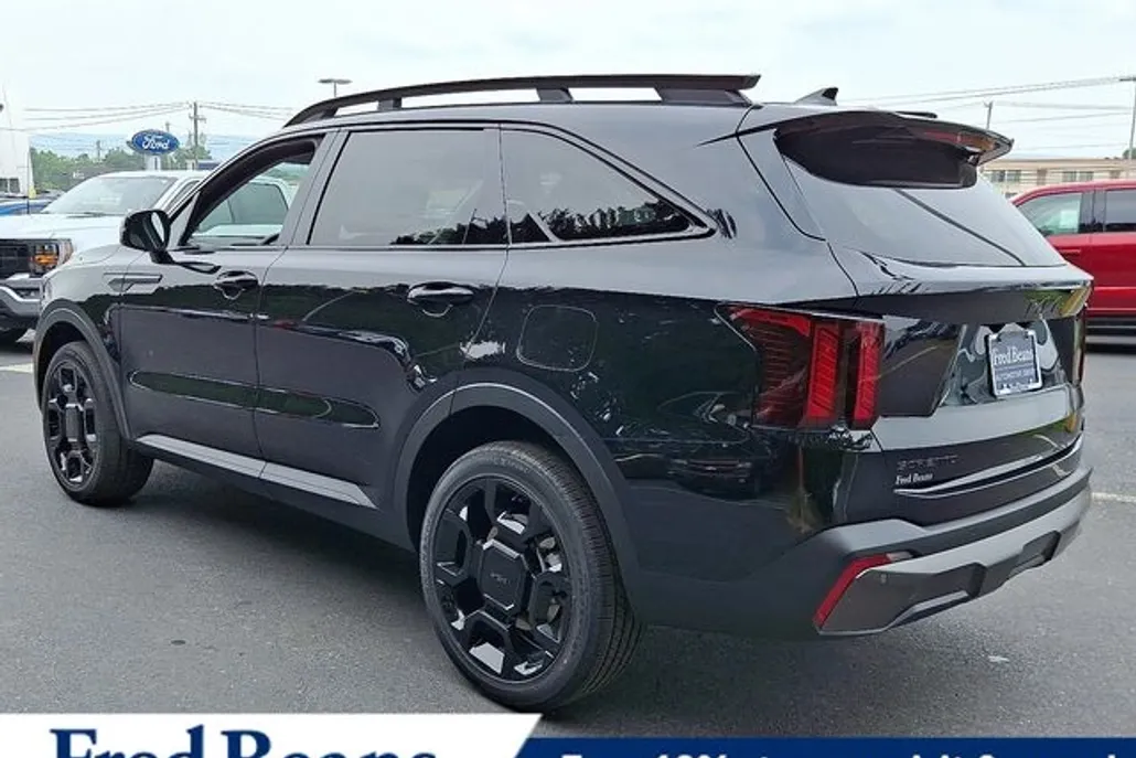 2025 Kia Sorento X-Line EX photo 1