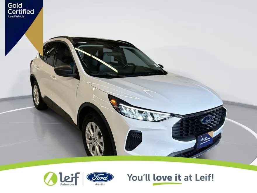 2022 Ford Escape SEL photo 1