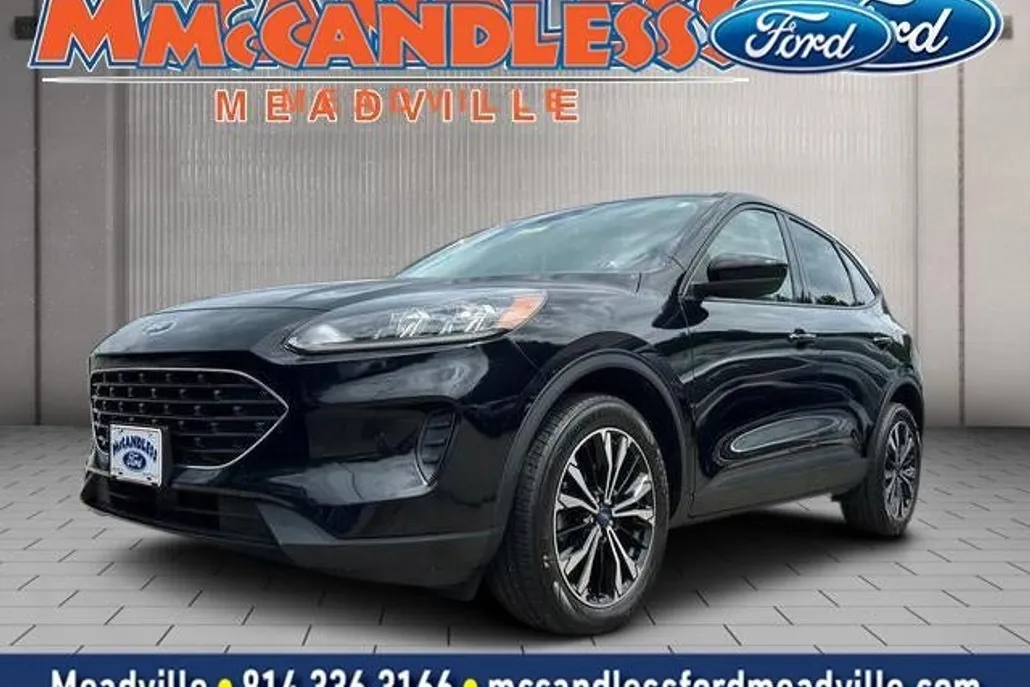 2022 Ford Escape SE photo 1