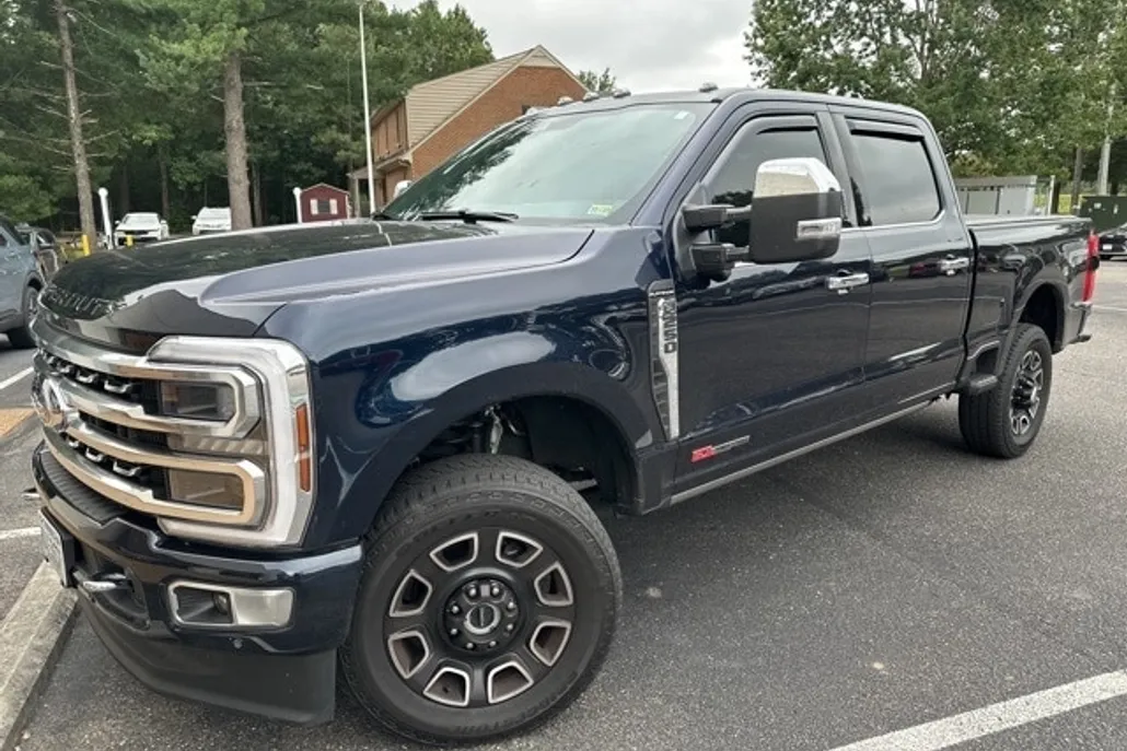 2024 Ford F-250 photo 1