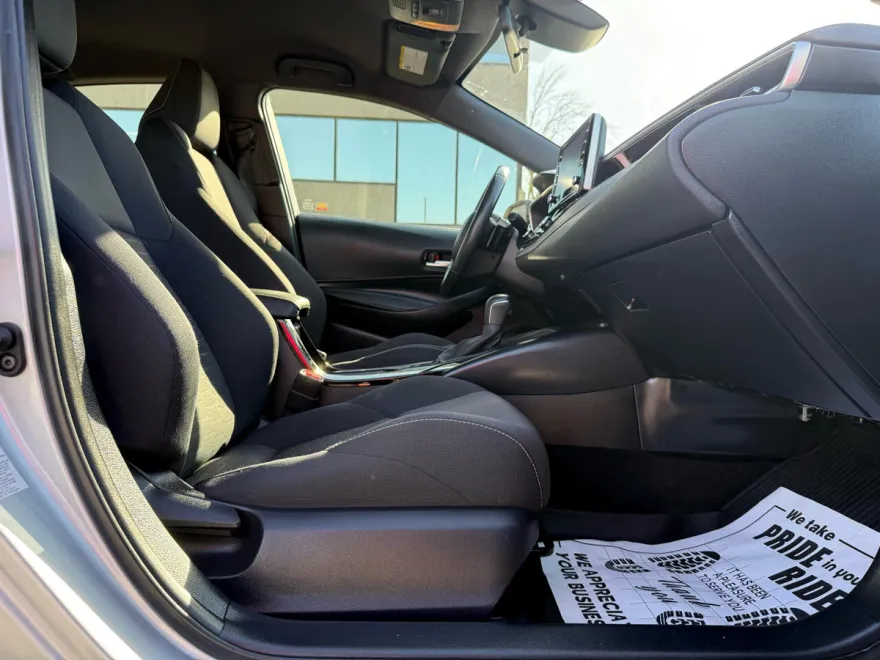 2019 Toyota Corolla SE photo 20