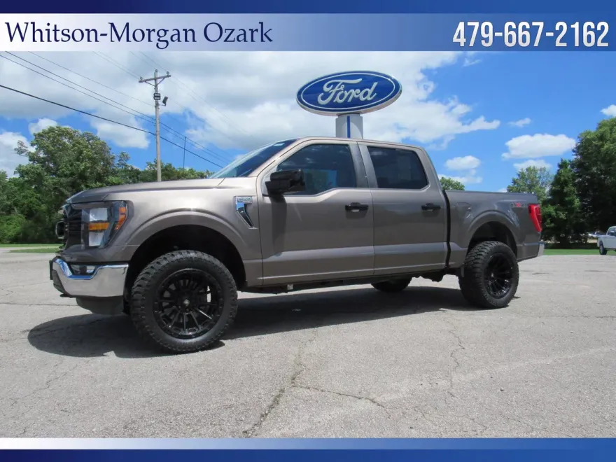 2023 Ford F-150 XLT photo 1