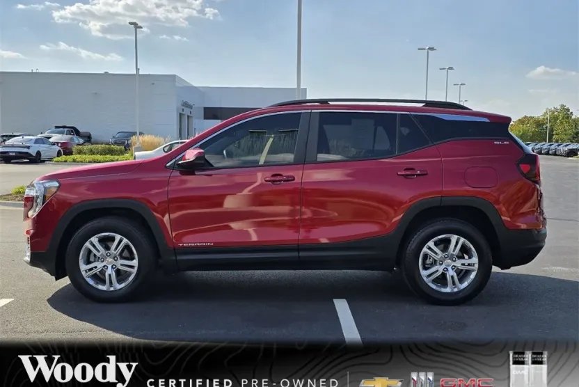 2022 Gmc Terrain SLE photo 1