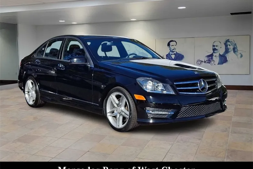 2014 Mercedes Benz C 300 Sedan photo 1
