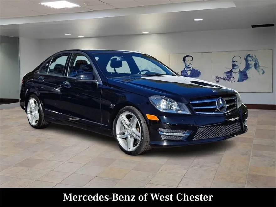 2014 Mercedes Benz C 300 Sedan photo 1