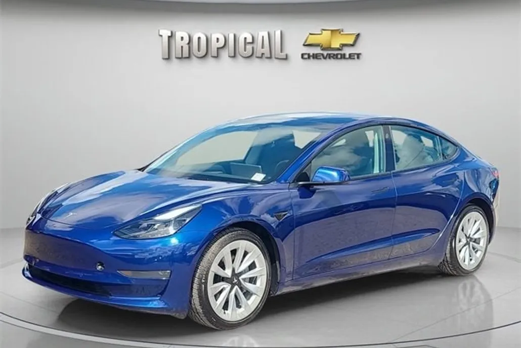 2022 Tesla Model 3 photo 1