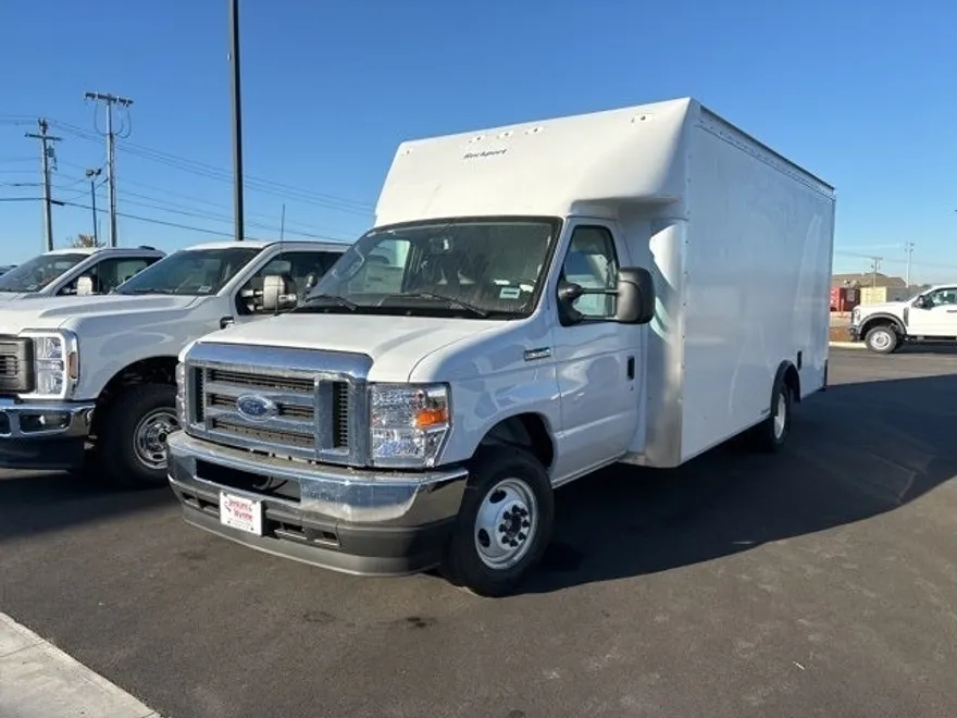 2025 Ford E-350 Base photo 1