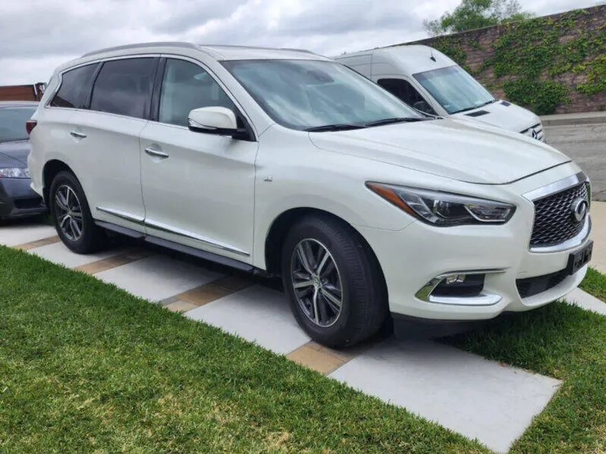2019 Infiniti QX60 Pure photo 1