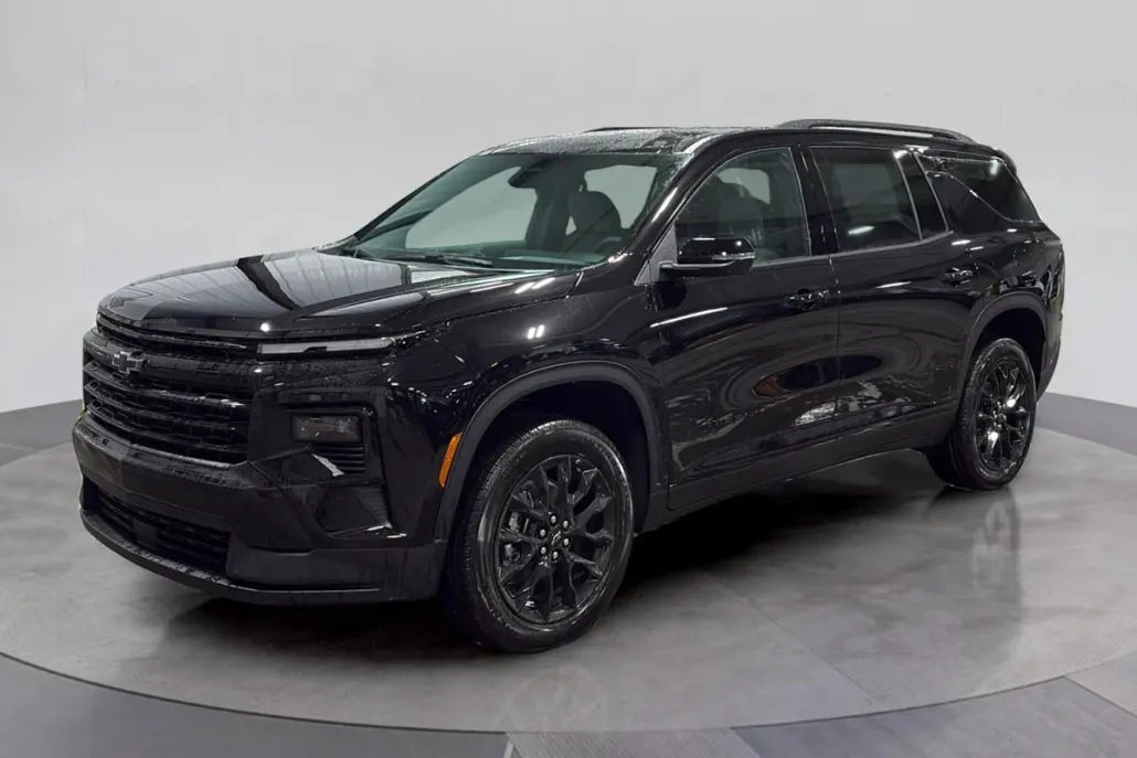 2026 Chevrolet Traverse photo 1