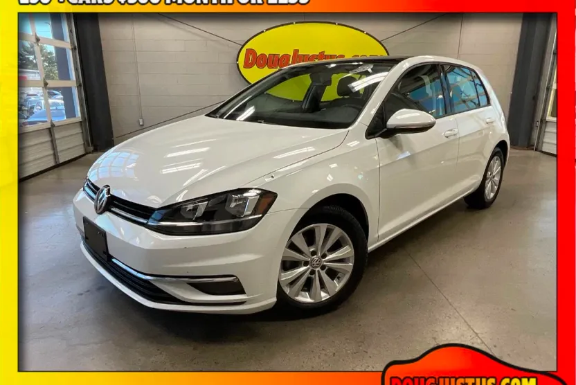 2018 Volkswagen Golf SE photo 1