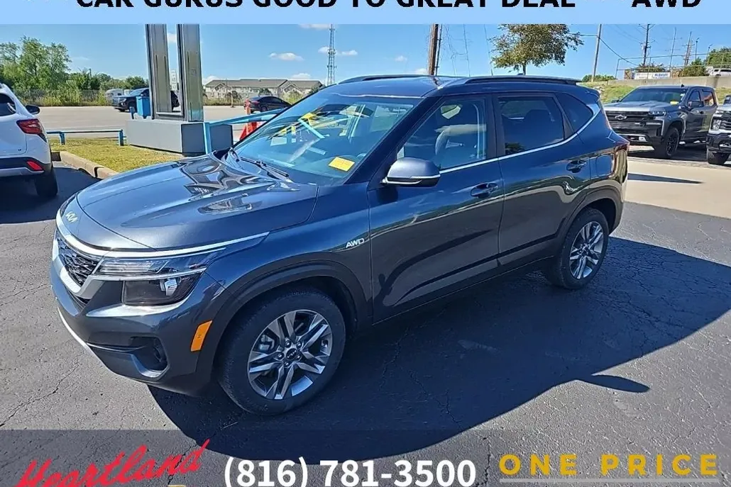 2022 Kia Seltos S photo 1