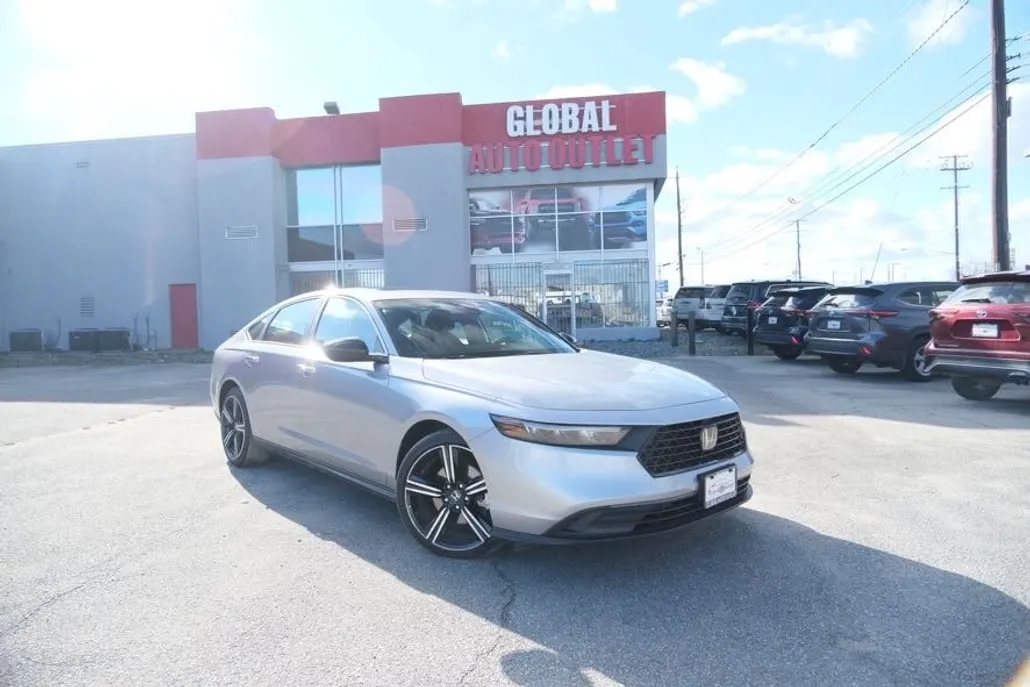 2023 Honda Accord Hybrid Sport photo 1