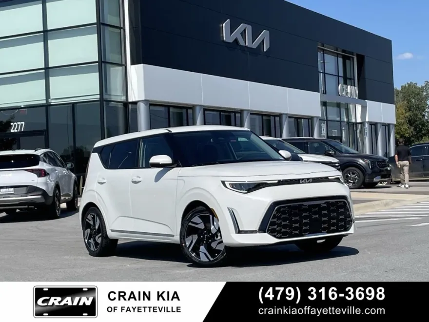 2025 Kia Soul GT-Line photo 1