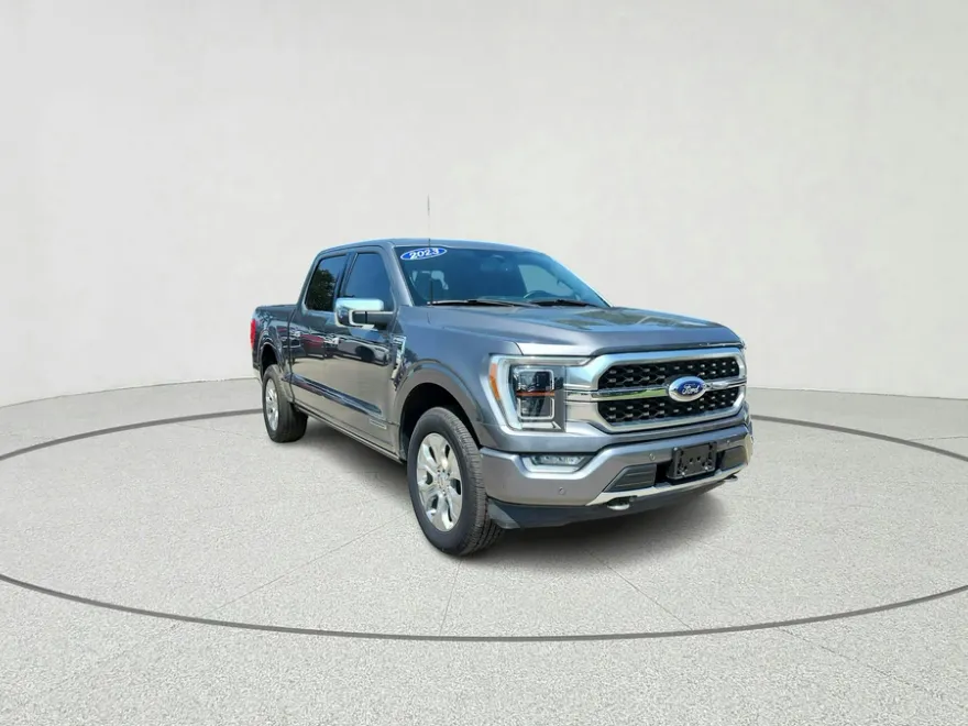 2023 Ford F-150 XLT photo 1