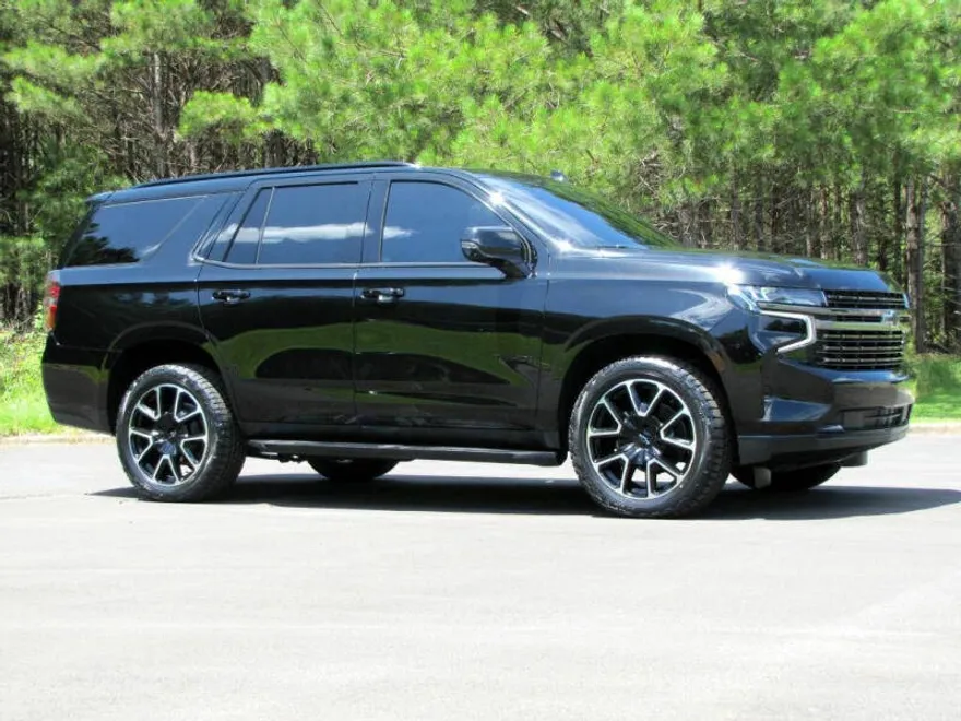 2022 Chevrolet Tahoe RST photo 1