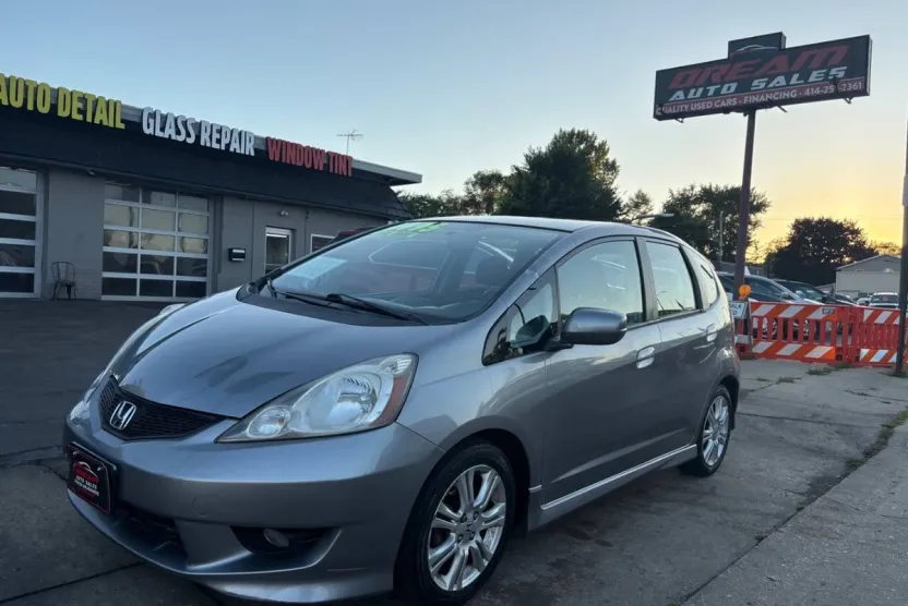 2009 Honda Fit Sport photo 1