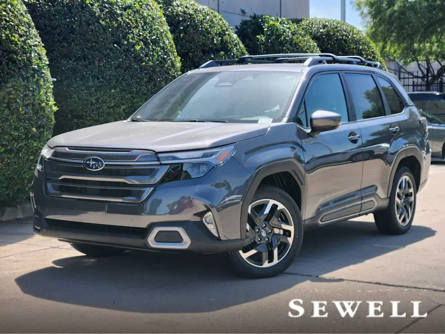 2025 Subaru Forester Limited photo 1
