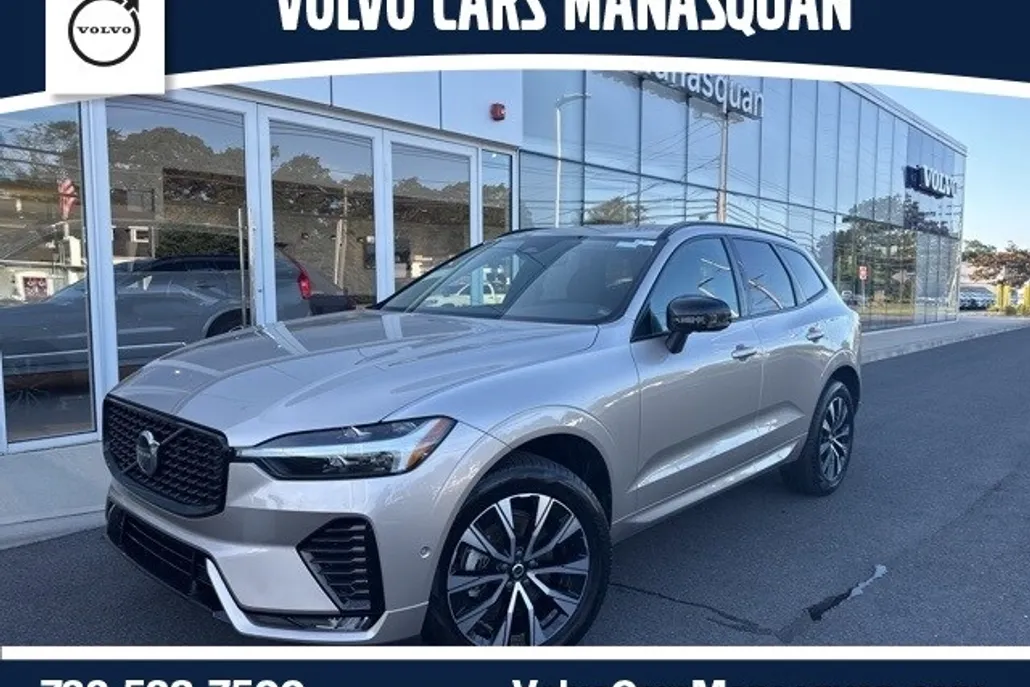 2025 Volvo XC60 Plus photo 1